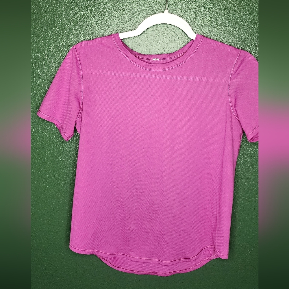 lululemon athletica Vibrant Pink Short Sleeve Tee